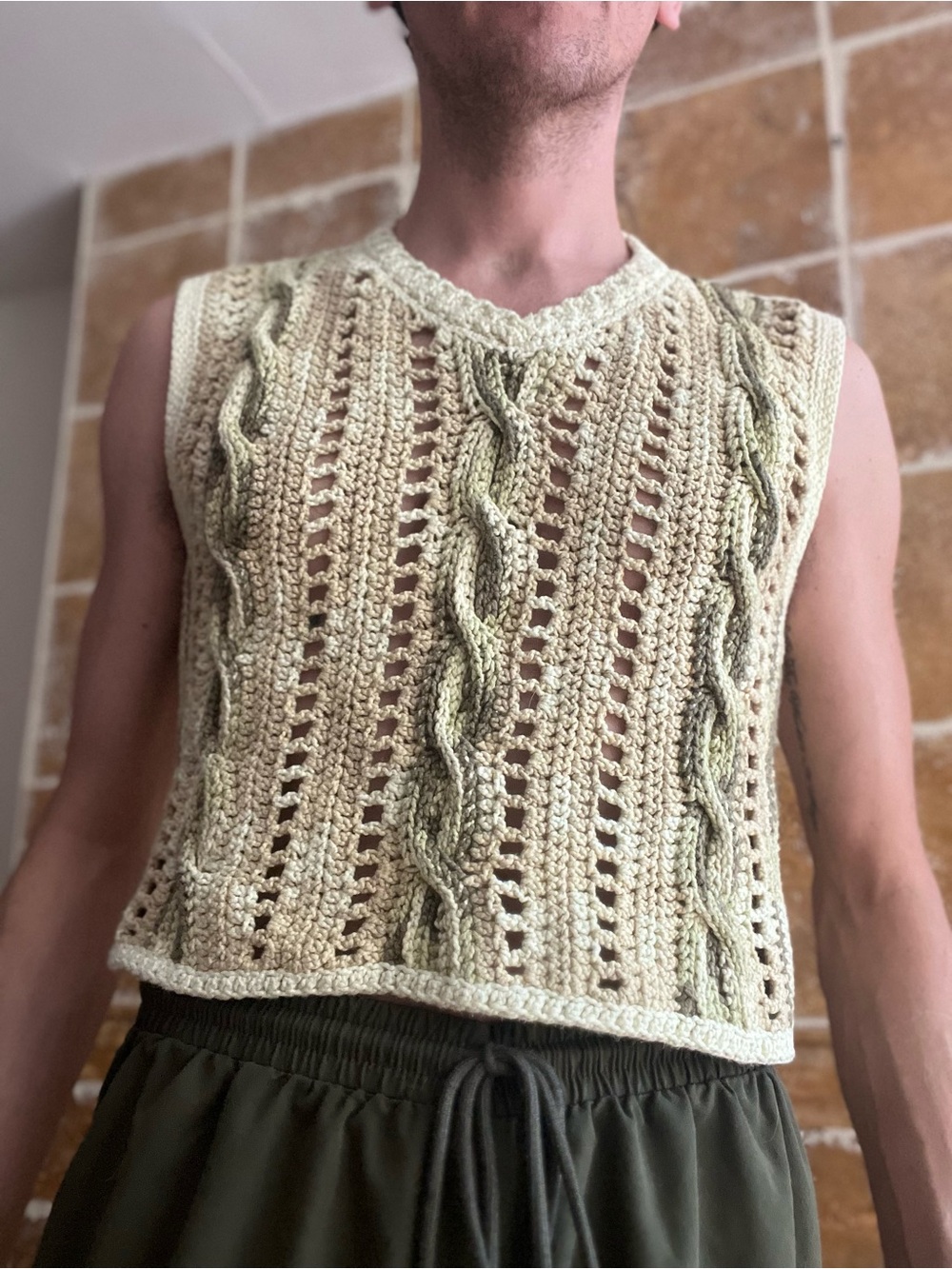Handcrafted V-Neck Sleeveless Cable Knit Sweater Vest - Cream